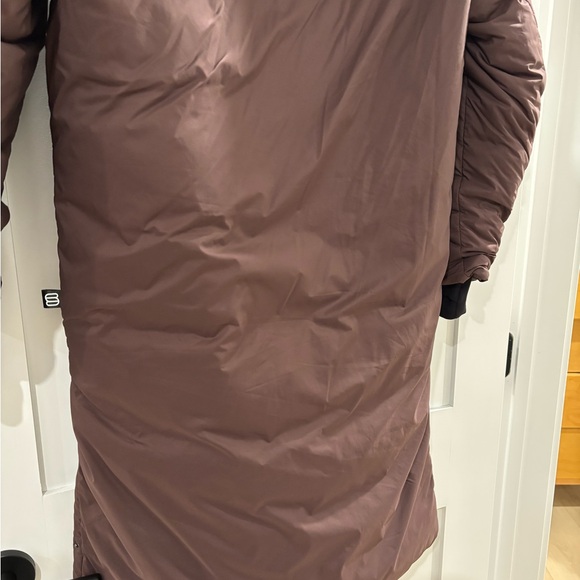 Aritzia Superpuff Unused - Picture 5 of 6